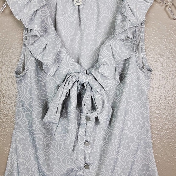 Banana Republic Sleeveless White/Silver Button Up Blouse w/Ruffles and Tie PXS - Picture 2 of 7